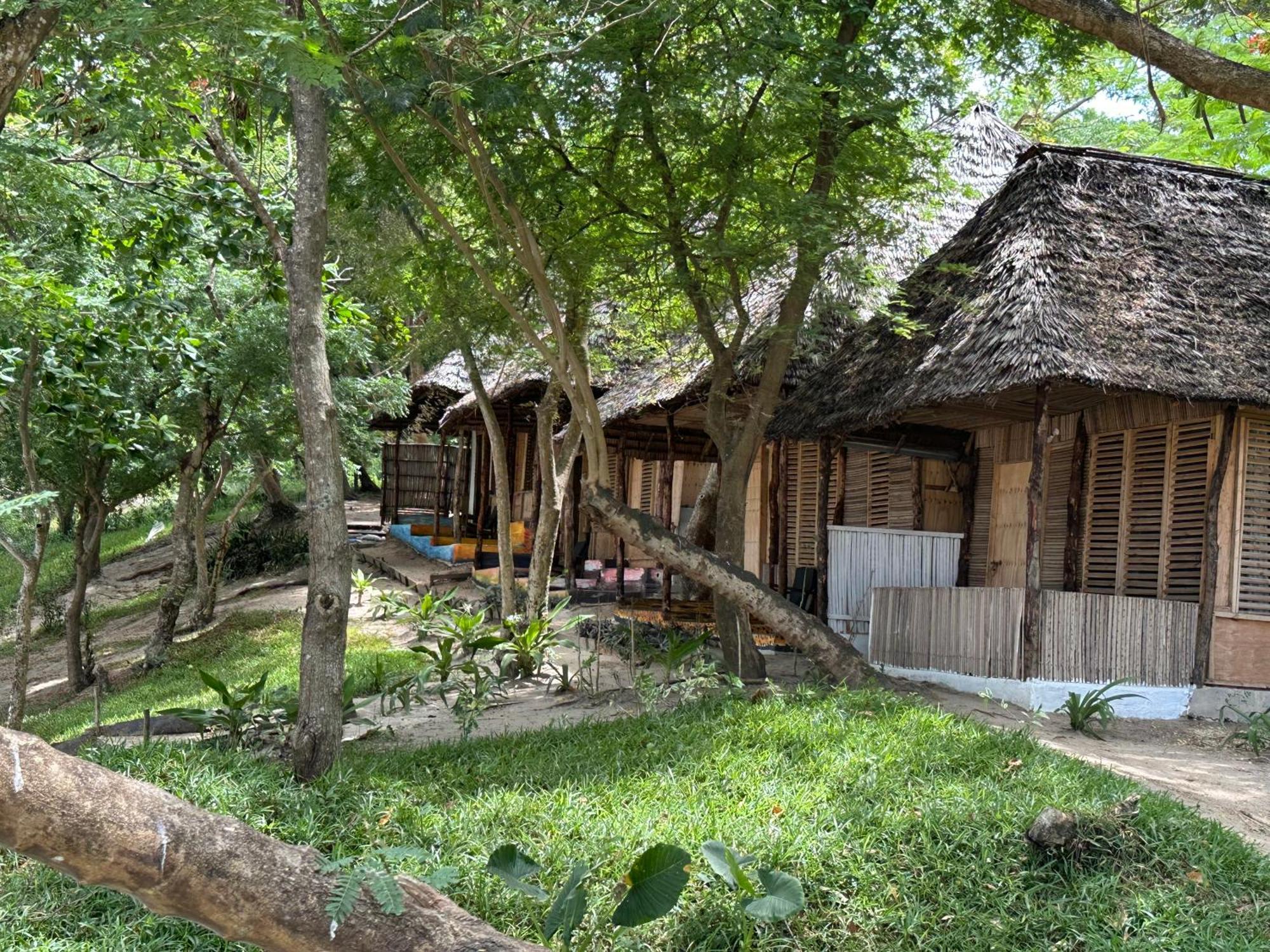 קילינדוני Maweni Beach Bungalows מראה חיצוני תמונה